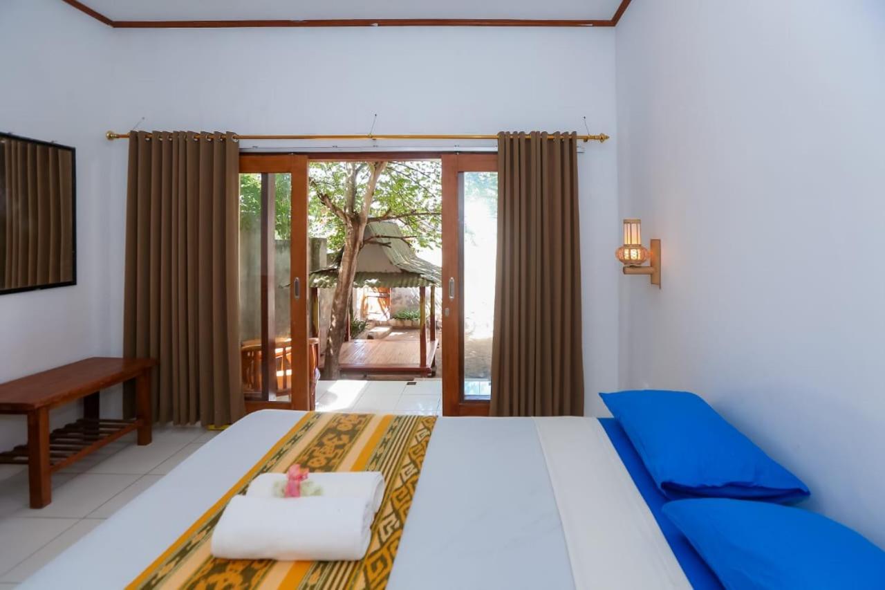 ギリ・トラワンガンRadika Houseアパートメント エクステリア 写真