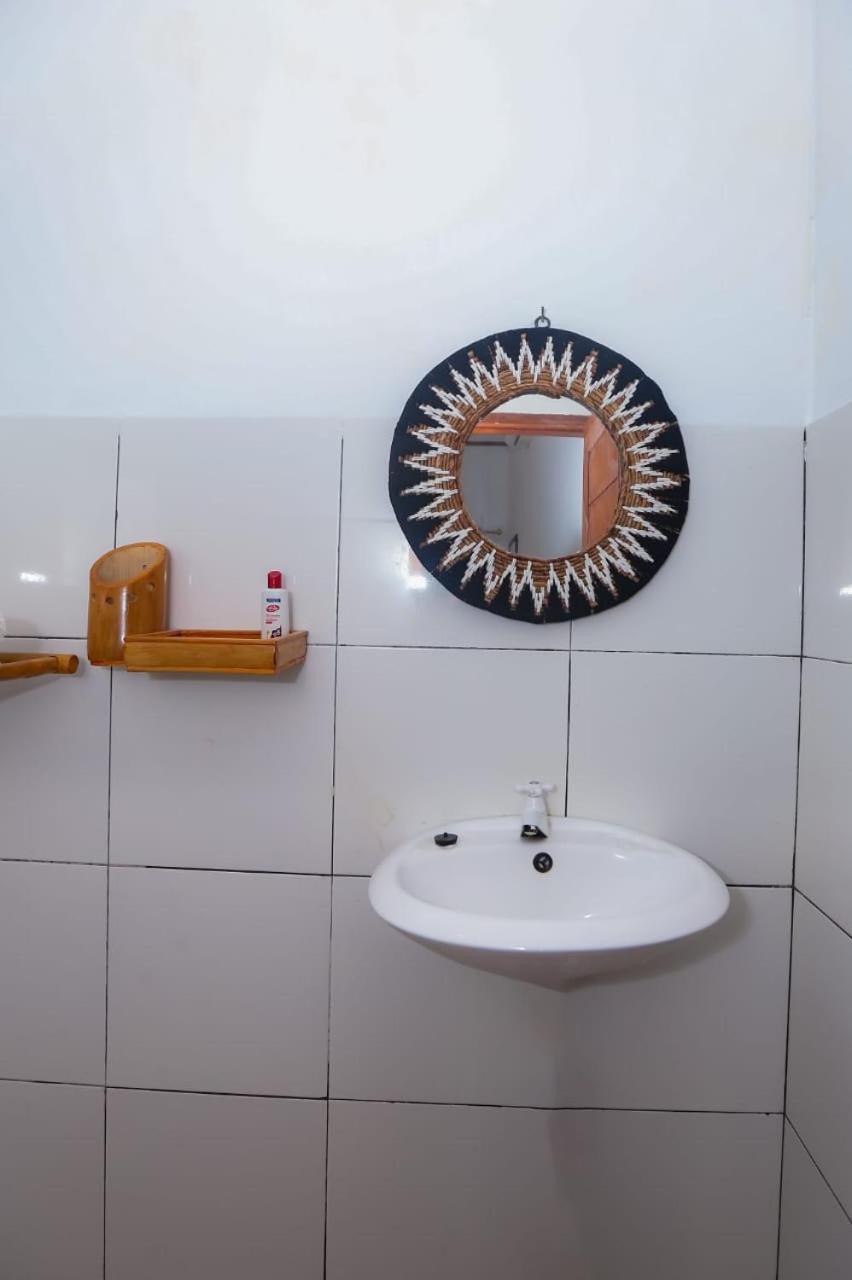 ギリ・トラワンガンRadika Houseアパートメント エクステリア 写真